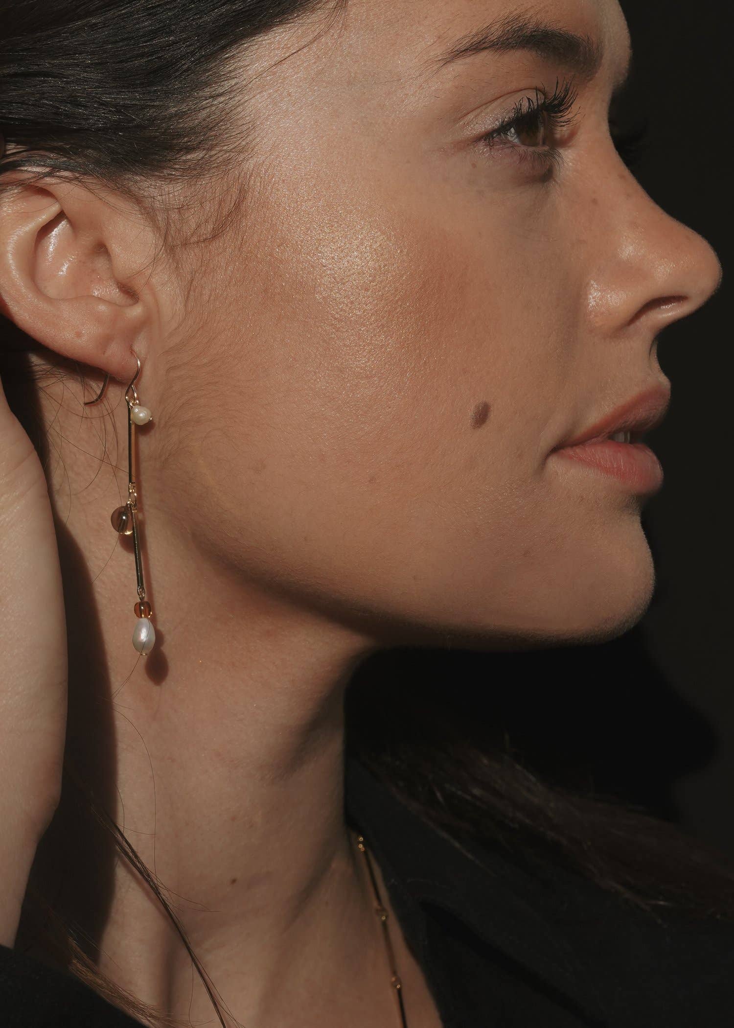 Short Fête Earrings in Tan